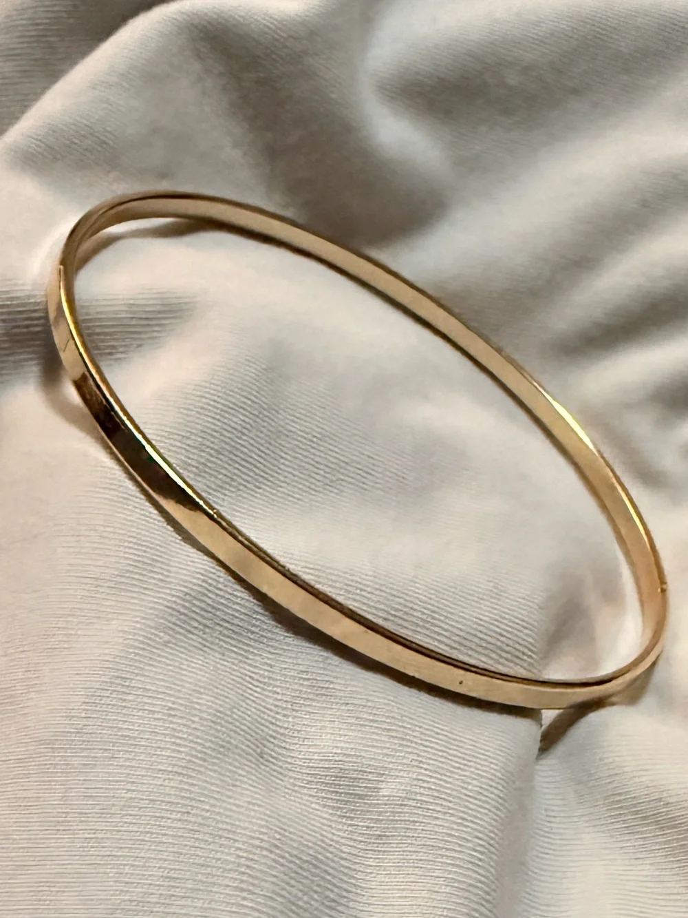 Lot of 3 Gold Tone Bangle Bracelet Set
